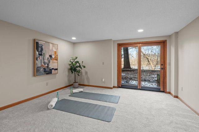 4550 Evergreen Drive, Vadnais Heights, MN 55127