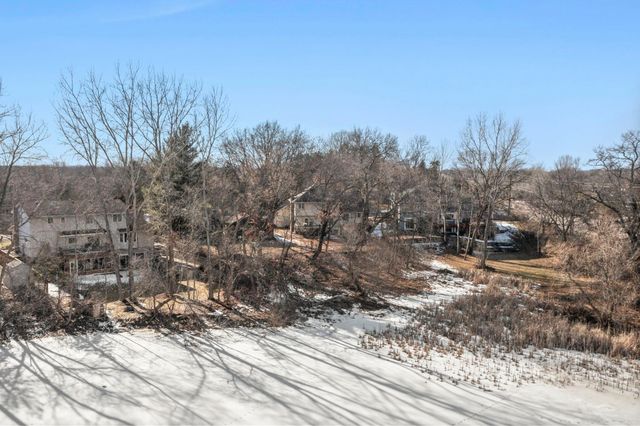 4550 Evergreen Drive, Vadnais Heights, MN 55127