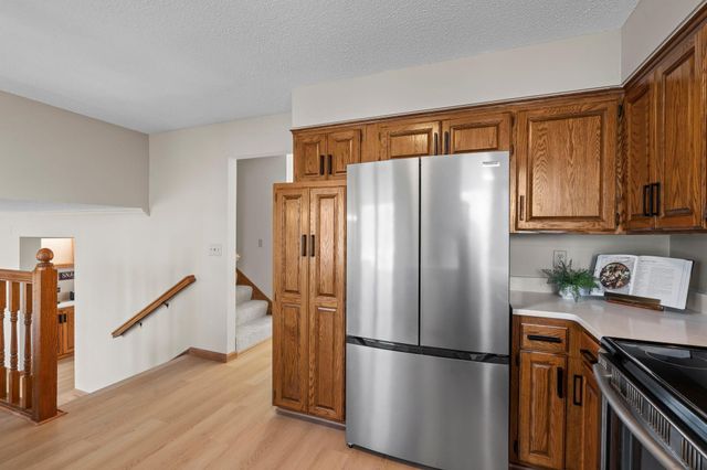 4550 Evergreen Drive, Vadnais Heights, MN 55127