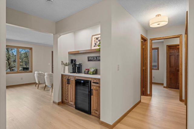 4550 Evergreen Drive, Vadnais Heights, MN 55127