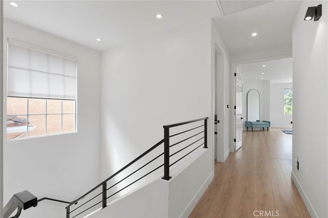 3633 Calle Jazmin, Calabasas, CA 91302