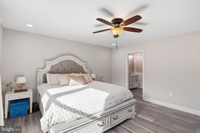 798 S GLEBE, Montross, VA 22520