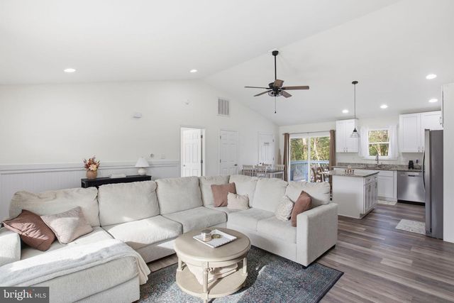 798 S GLEBE, Montross, VA 22520