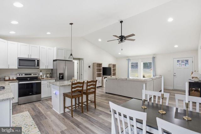 798 S GLEBE, Montross, VA 22520