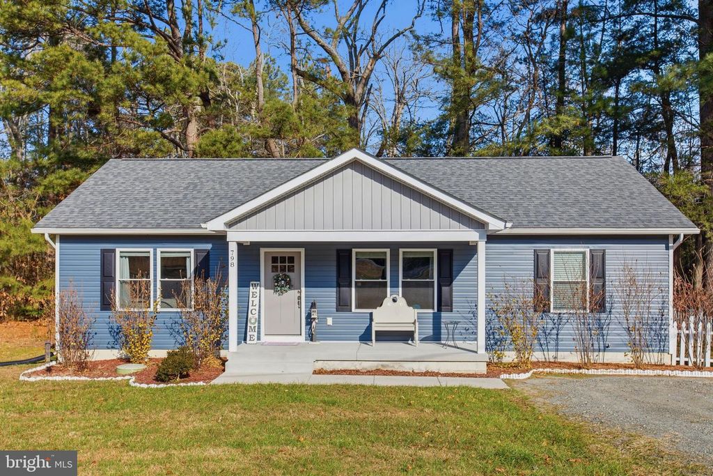 798 S GLEBE, Montross, VA 22520