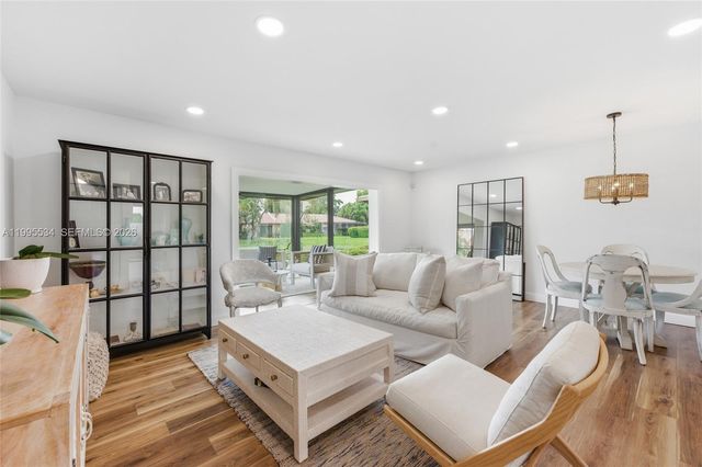 21160 Juego Cir 13A, Boca Raton, FL 33433