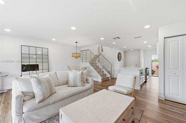 21160 Juego Cir 13A, Boca Raton, FL 33433