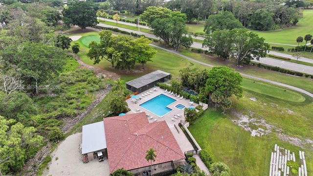 21160 Juego Cir 13A, Boca Raton, FL 33433