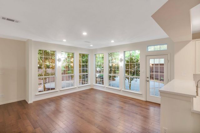 76 Piper Trace, The Woodlands, TX 77381