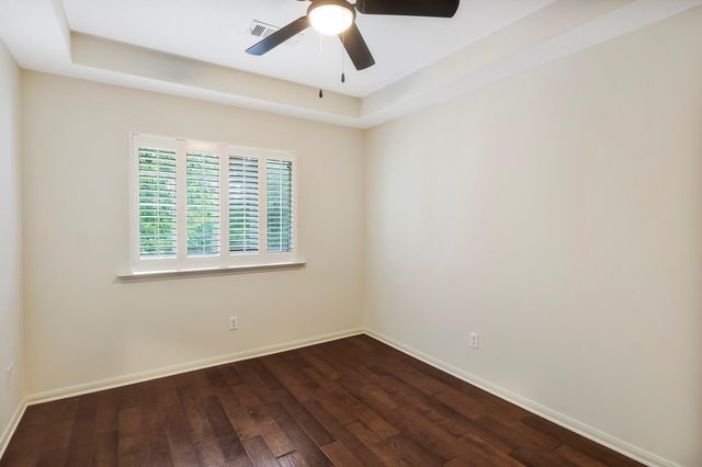 76 Piper Trace, The Woodlands, TX 77381