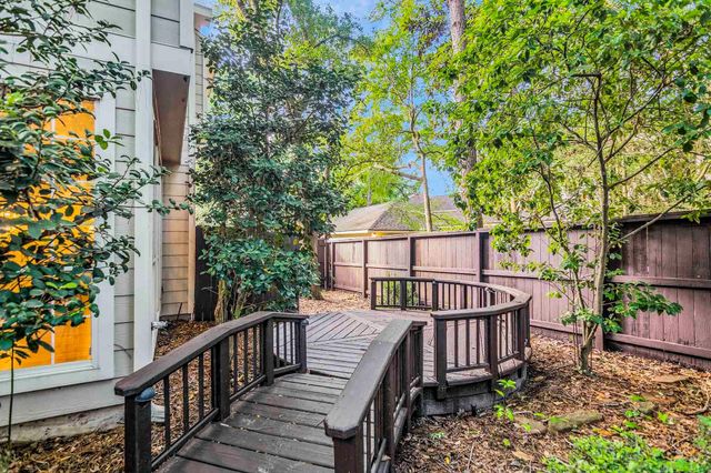 76 Piper Trace, The Woodlands, TX 77381