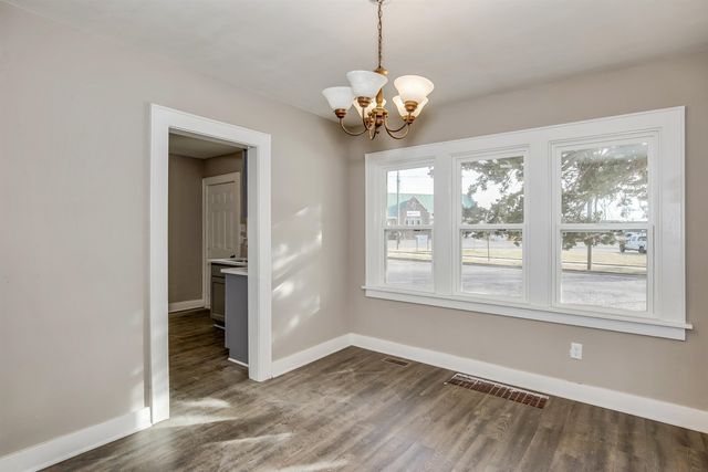 500 Osage St, Augusta, KS 67010