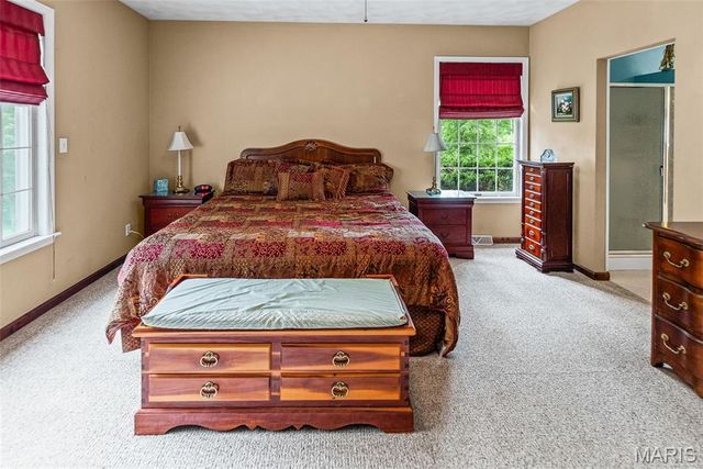 110 Fullerton Road, Belleville, IL 62226