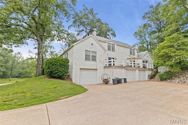 110 Fullerton Road, Belleville, IL 62226