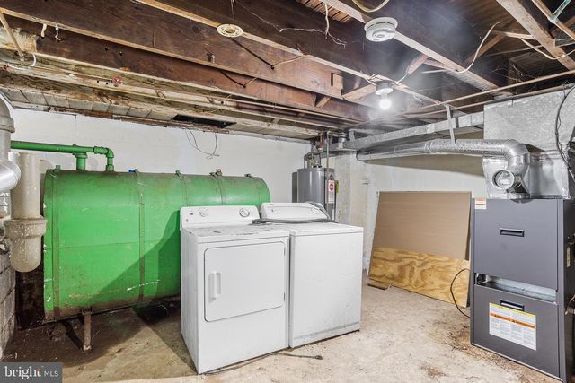 876 S OLDEN, Hamilton, NJ 08610