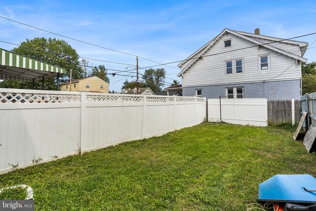 876 S OLDEN, Hamilton, NJ 08610