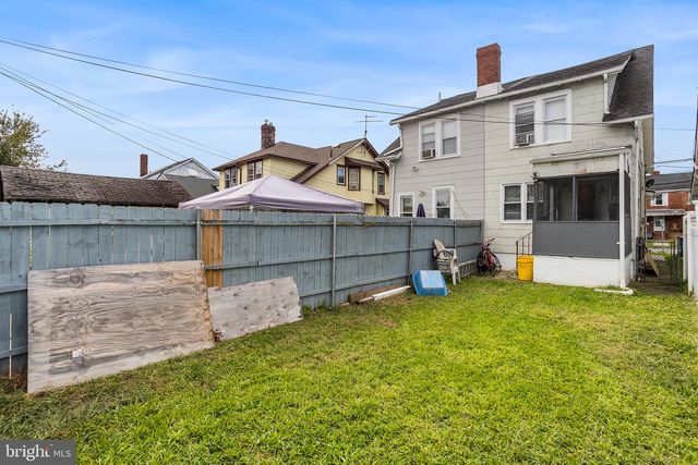 876 S OLDEN, Hamilton, NJ 08610