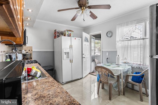 876 S OLDEN, Hamilton, NJ 08610