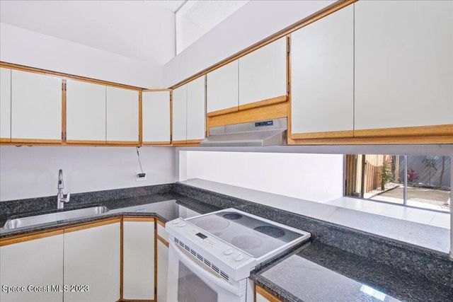 131 3rd Avenue B, Indialantic, FL 32903