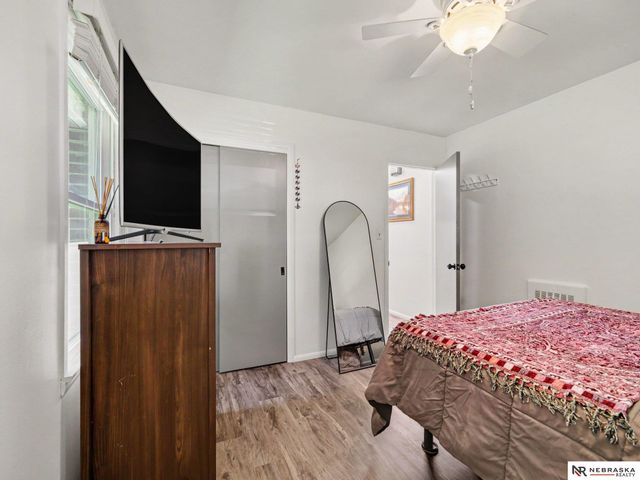 2009 Calhoun Street, Bellevue, NE 68005