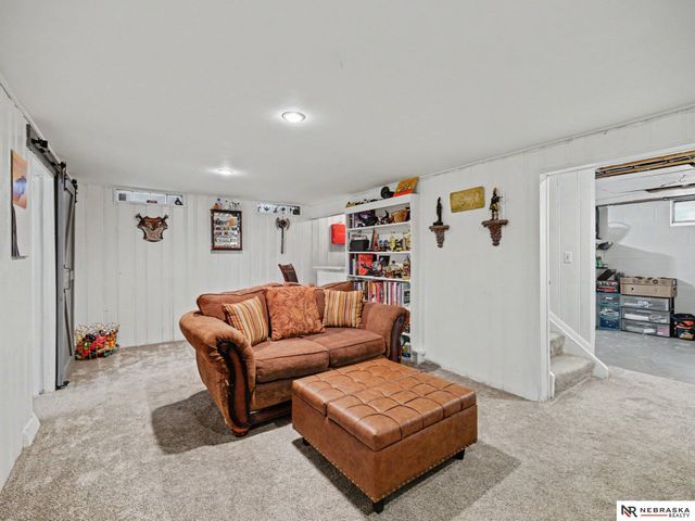 2009 Calhoun Street, Bellevue, NE 68005