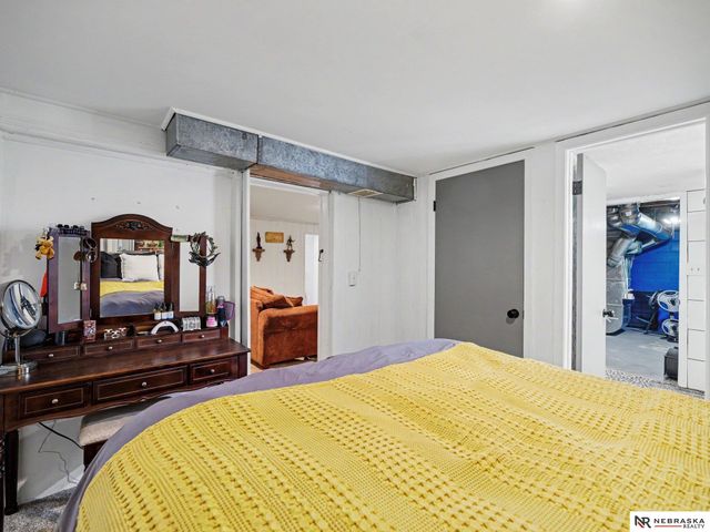 2009 Calhoun Street, Bellevue, NE 68005