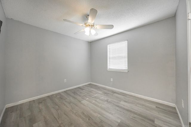219 S Center Street, Conway, AR 72034