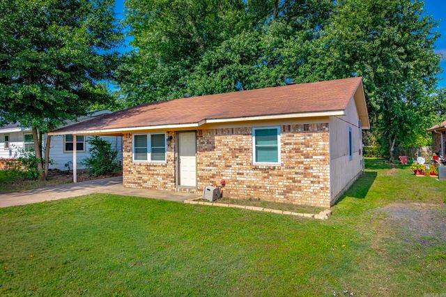 219 S Center Street, Conway, AR 72034