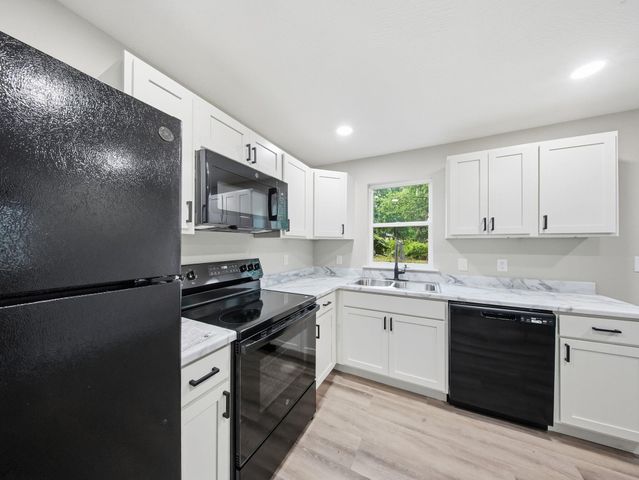 659 S Wildan Avenue, Springfield, MO 65802