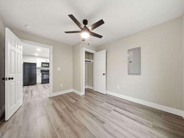 659 S Wildan Avenue, Springfield, MO 65802