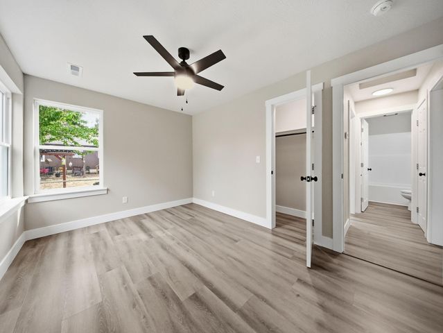 659 S Wildan Avenue, Springfield, MO 65802