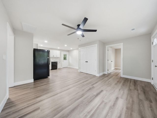 659 S Wildan Avenue, Springfield, MO 65802