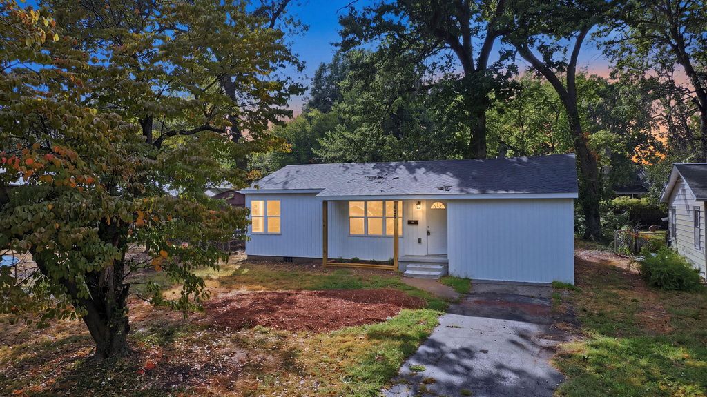 659 S Wildan Avenue, Springfield, MO 65802