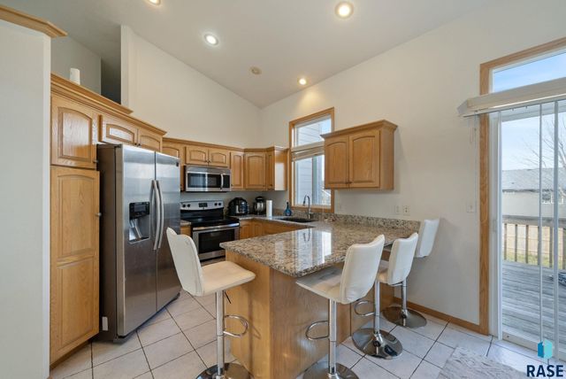 3008 W Courtyard Ln Lane, Sioux Falls, SD 57108