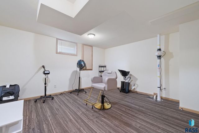 3008 W Courtyard Ln Lane, Sioux Falls, SD 57108