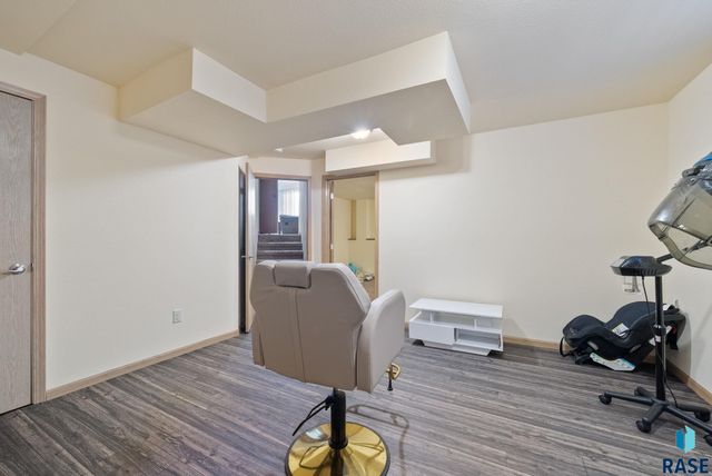 3008 W Courtyard Ln Lane, Sioux Falls, SD 57108