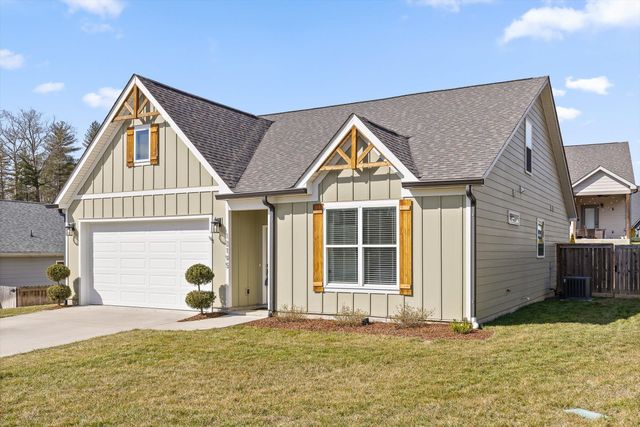 12195 Avery Place, Soddy Daisy, TN 37379