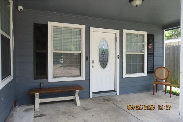 4234 Green Grove Dr, Corpus Christi, TX 78415
