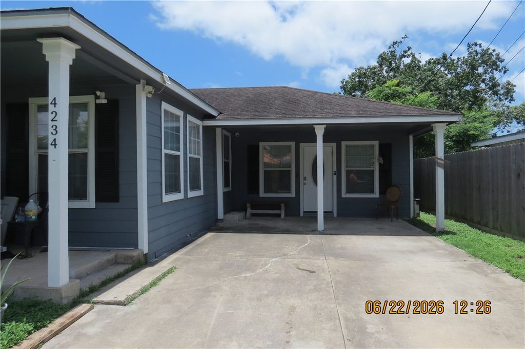 4234 Green Grove Dr, Corpus Christi, TX 78415