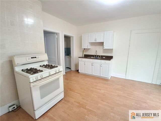 31 Obert Street 1A, South River, NJ 08882