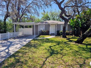 3128 W VARN AVENUE, Tampa, FL 33611
