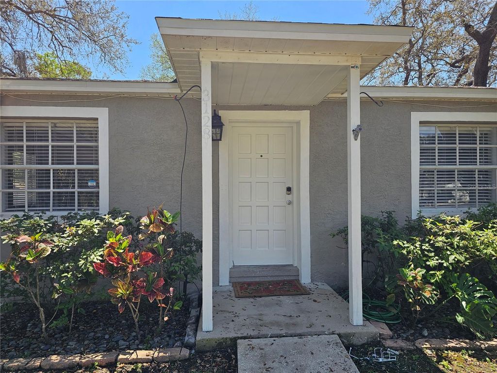 Image 2 of property listing at 3128 W VARN AVENUE, Tampa, FL 33611