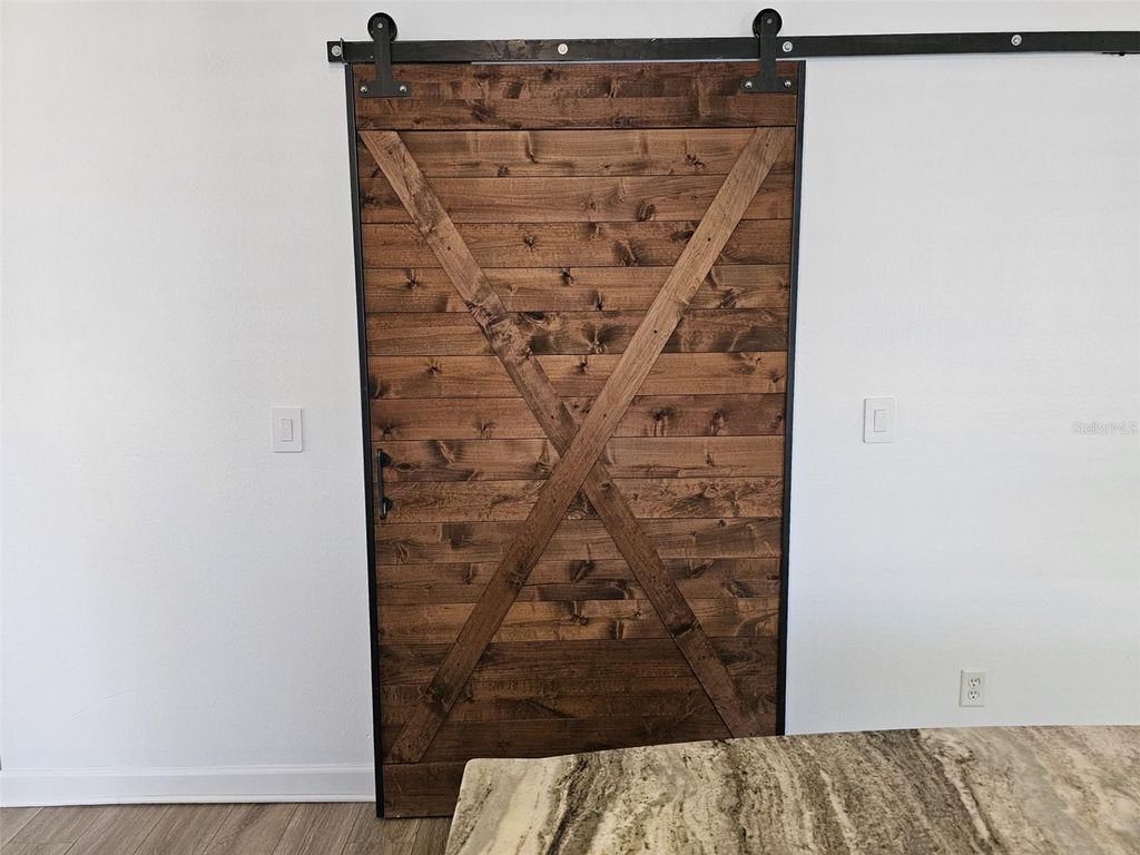 Image 12 of property listing at 3128 W VARN AVENUE, Tampa, FL 33611