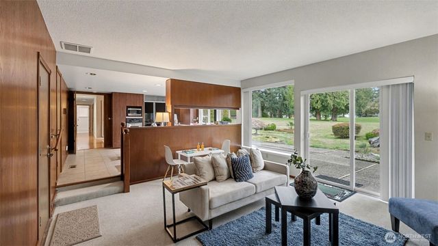 14121 SE Fairwood Boulevard, Renton, WA 98058