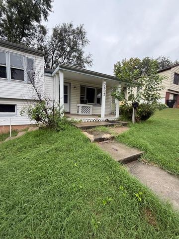 3602 N McCoy Street, Independence, MO 64050