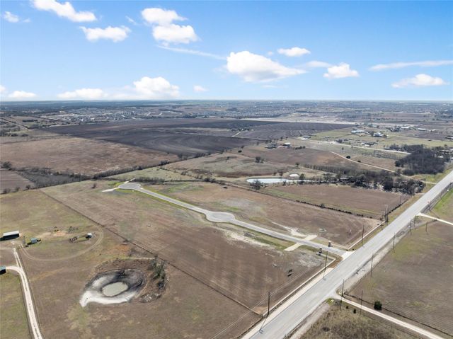 2558 E FM 487, Jarrell, TX 76537