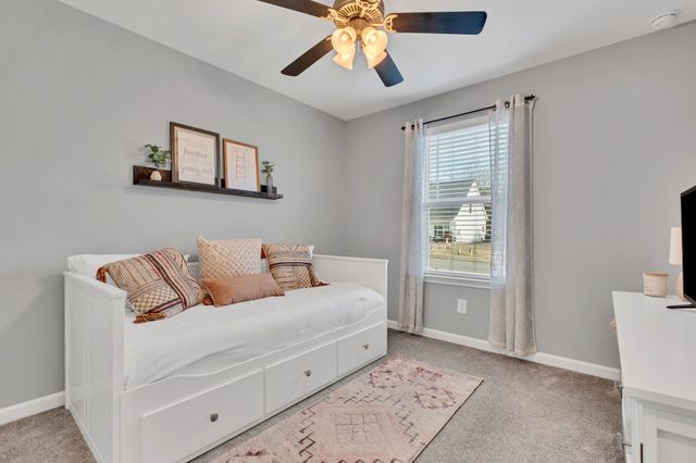 744 Garland Dr, Hermitage, TN 37076