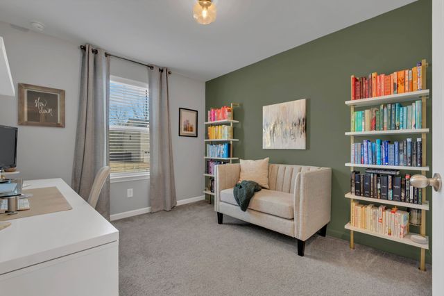 744 Garland Dr, Hermitage, TN 37076