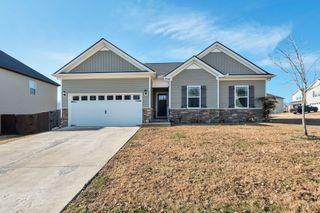 744 Garland Dr, Hermitage, TN 37076