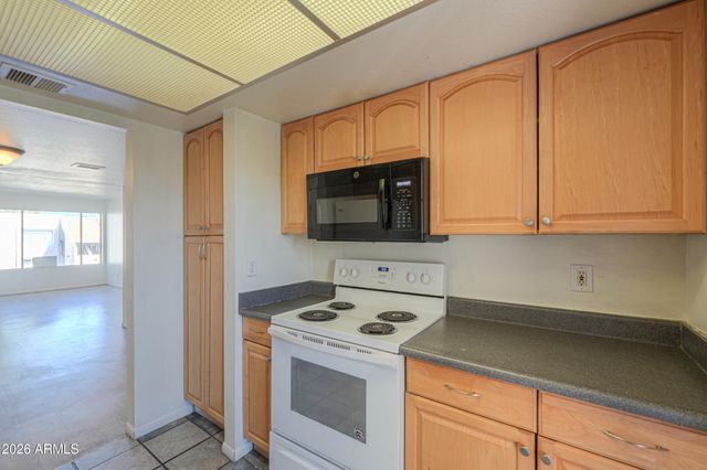 1927 E HAMPTON Avenue 258, Mesa, AZ 85204